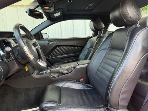 Used 2012 Ford Mustang Premium w/ Electronics Pkg RWD image 12