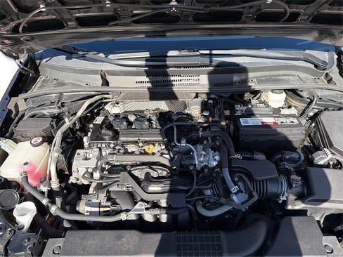Used 2022 Toyota Corolla SE image 12