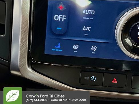 Used 2024 Ford Expedition Max King Ranch AWD/4WD image 25