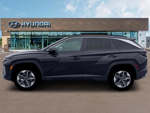 New 2026 Hyundai Tucson SEL image 3