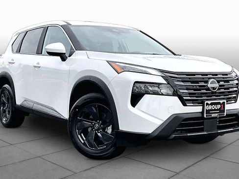 New 2026 Nissan Rogue SV w/ Cold Weather Package FWD image 2
