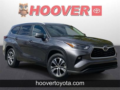 Used 2024 Toyota Highlander XLE