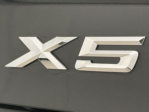 Used 2024 BMW X5 xDrive50e w/ M Sport Package AWD/4WD image 24