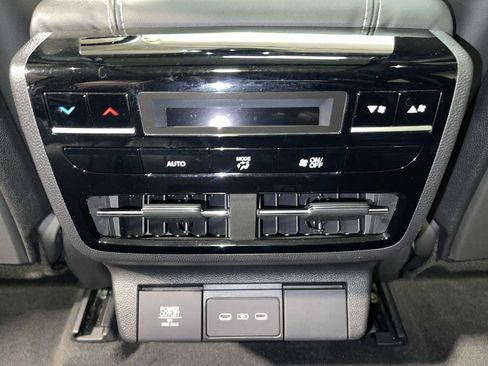 Used 2025 Acura MDX w/ Technology Package AWD/4WD image 25