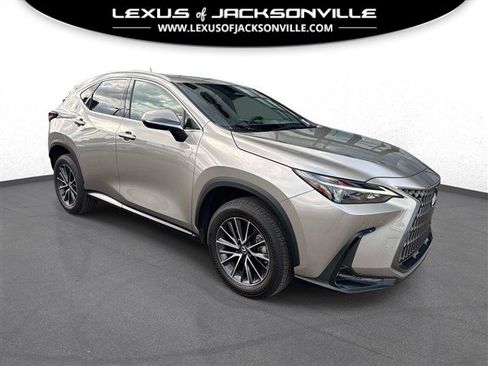 Used 2024 Lexus NX 250 FWD w/ Towing Package (2000 Lbs) image 1