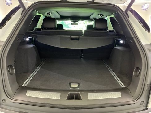 Certified 2025 Cadillac XT5 Sportv AWD/4WD image 13