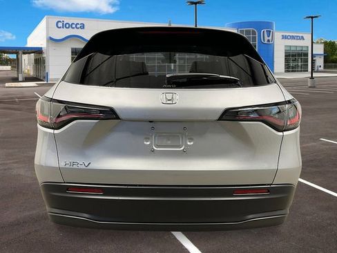 New 2026 Honda HR-V LX image 4