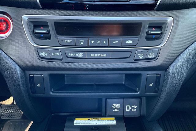 Used 2023 Honda Passport TrailSport image 17