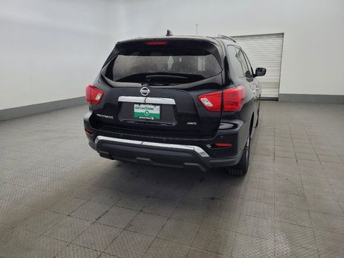 Used 2019 Nissan Pathfinder S AWD/4WD image 7