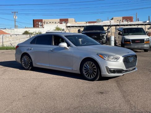 Used 2017 Genesis G90 3.3T Premium image 1