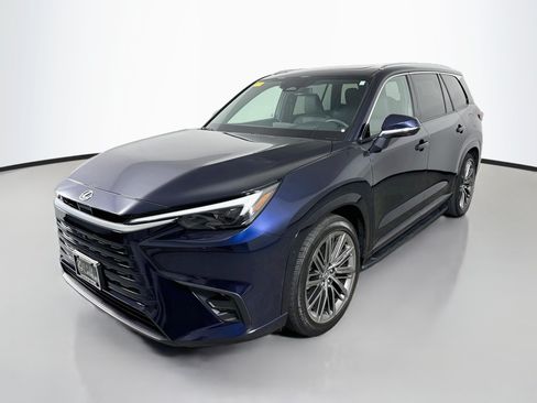 Used 2025 Lexus TX 350 AWD w/ Technology Package image 3