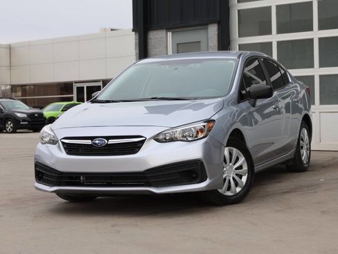 Used 2022 Subaru Impreza 2.0i image 3