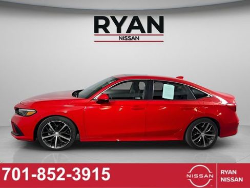 Used 2024 Honda Civic Touring image 9