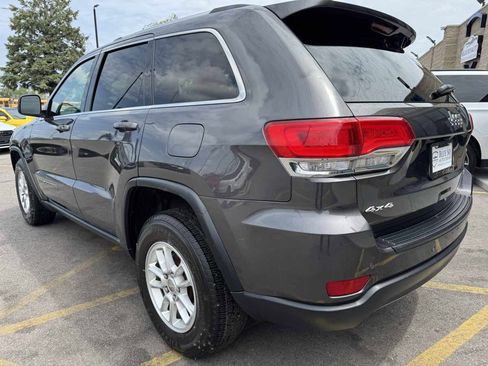 Used 2019 Jeep Grand Cherokee Laredo AWD/4WD image 7