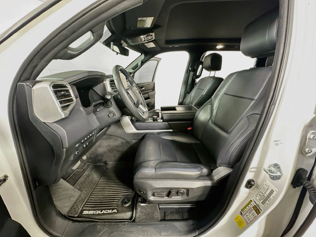 Used 2023 Toyota Sequoia Platinum RWD image 18