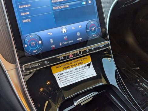 Certified 2025 Mercedes-Benz GLC 300 image 13