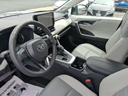 Used 2025 Toyota RAV4 XLE Premium w/ Weather Package AWD/4WD image 18