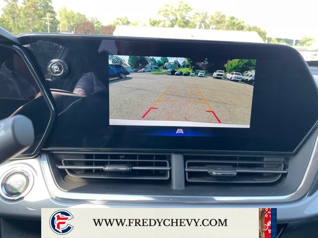 Used 2025 Chevrolet Trax LT FWD image 21