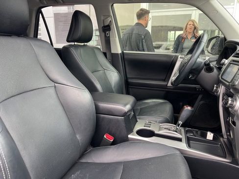 Certified 2017 Toyota 4Runner Limited image 30