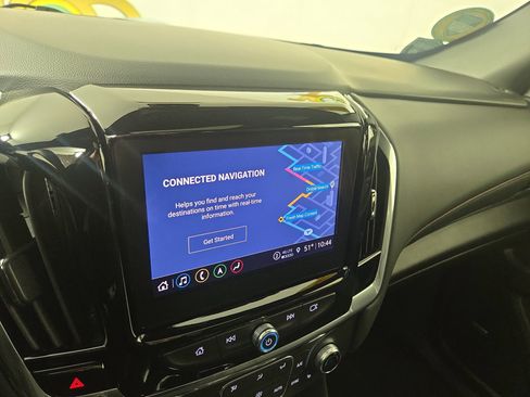 Certified 2023 Chevrolet Traverse RS image 21