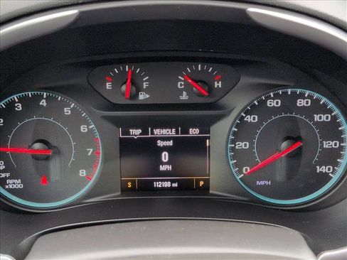 Used 2022 Chevrolet Malibu LT FWD image 11
