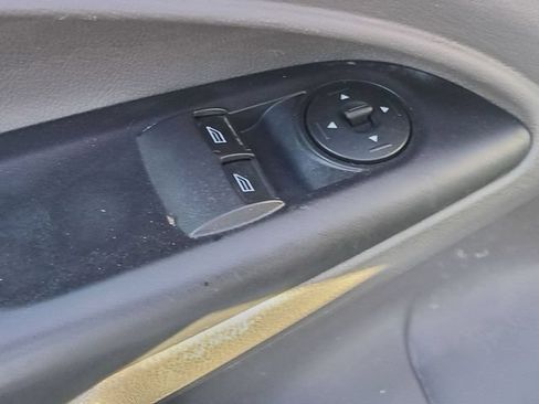 Used 2019 Ford Transit Connect XLT FWD image 15