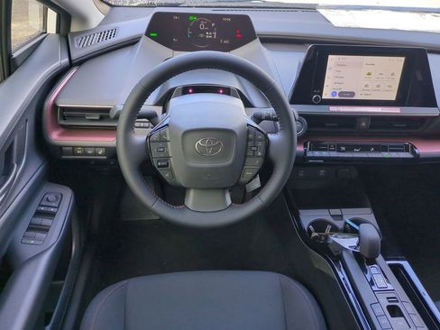 New 2026 Toyota Prius SE image 15