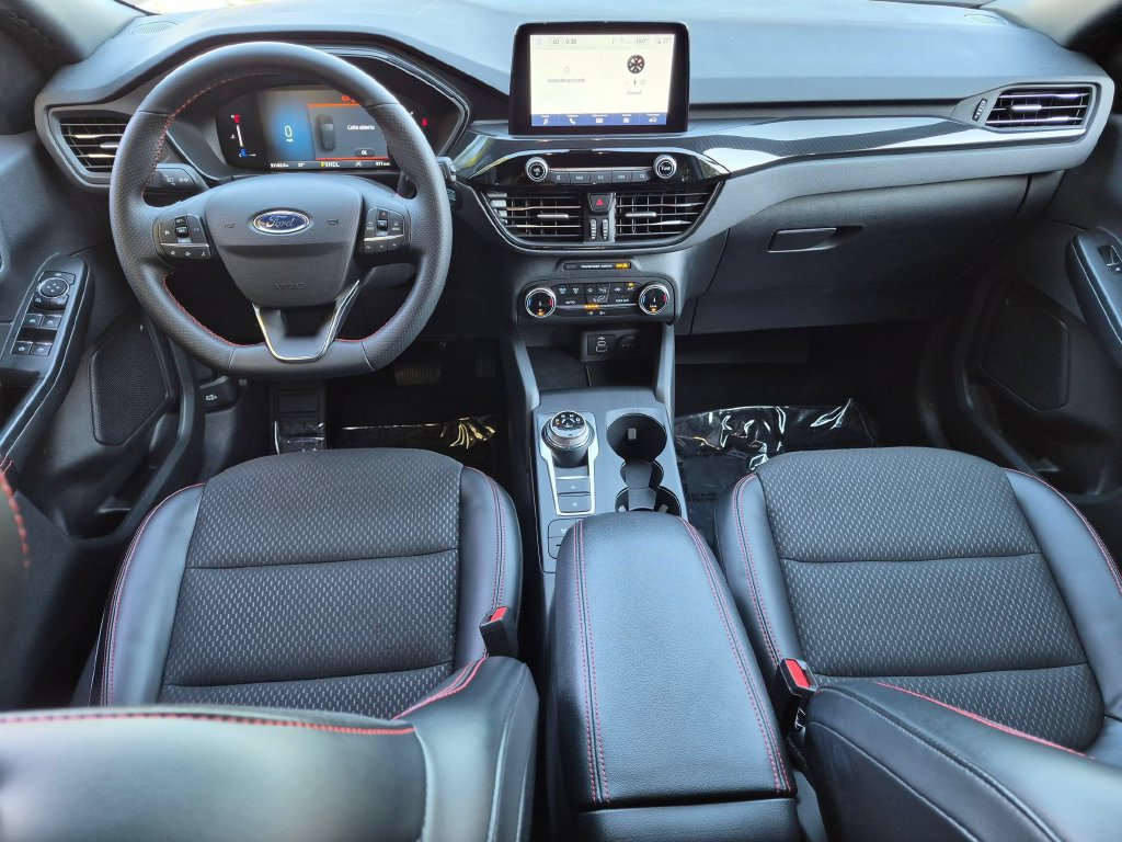 Used 2025 Ford Escape ST-Line AWD/4WD image 24