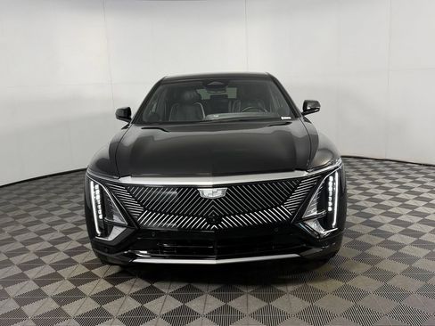 Used 2024 Cadillac Lyriq Tech w/ Driver Assist Package RWD image 5