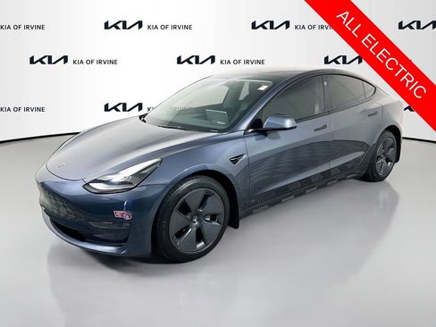 Used 2023 Tesla Model 3 Long Range AWD/4WD image 3