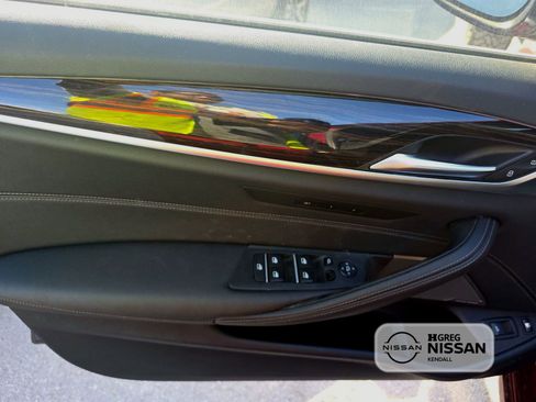 Used 2023 BMW 530e xDrive image 14