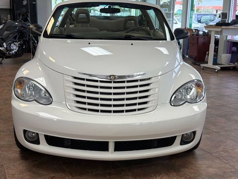 Used 2008 Chrysler PT Cruiser Convertible FWD image 9