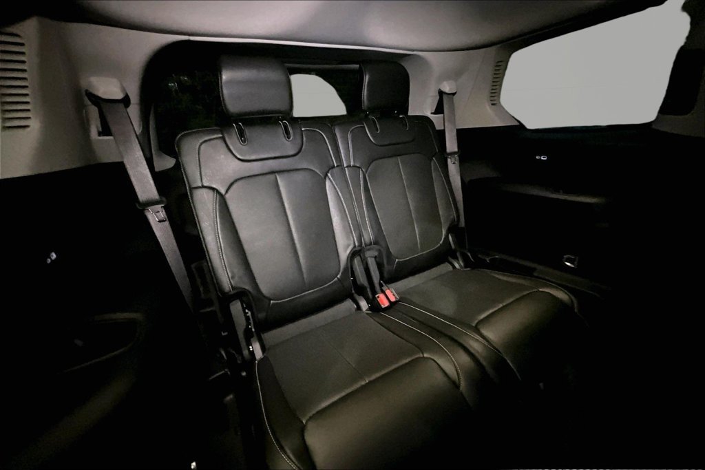 Used 2021 Jeep Grand Cherokee L Limited w/ Luxury Tech Group II AWD/4WD image 21