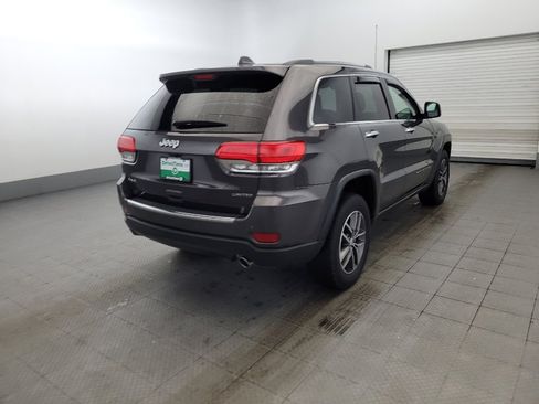 Used 2018 Jeep Grand Cherokee Limited AWD/4WD image 9