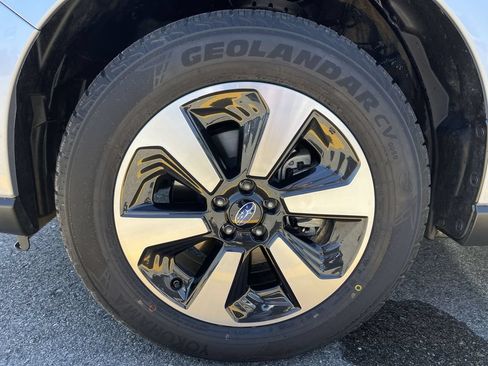 Used 2017 Subaru Forester 2.5i w/ Alloy Wheel Package AWD/4WD image 37