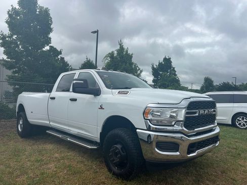 Used 2023 RAM 3500 Tradesman w/ Chrome Appearance Group AWD/4WD image 2