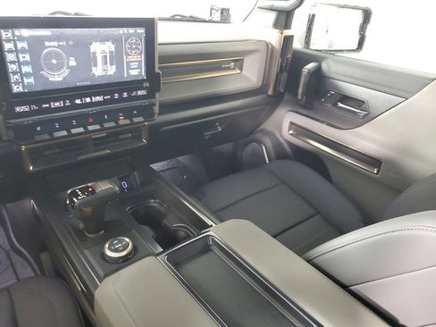 Used 2024 GMC Hummer EV 3X w/ Extreme Off-Road Package image 17