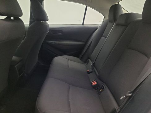 Used 2022 Toyota Corolla LE FWD image 18