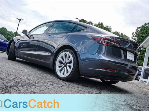 Used 2022 Tesla Model 3 Long Range AWD/4WD image 4