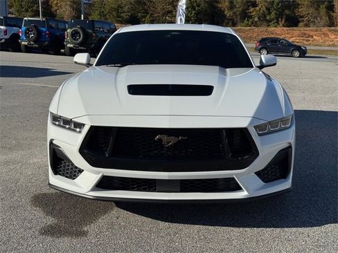 Used 2024 Ford Mustang GT Premium image 8