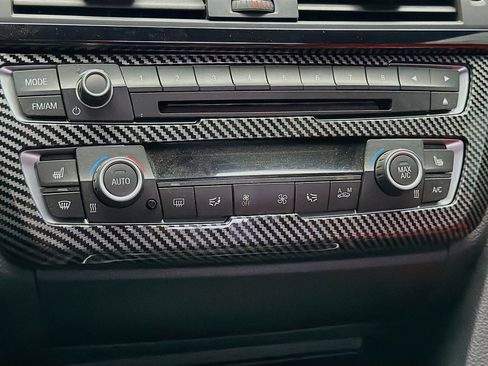 Used 2017 BMW M4 Convertible image 10