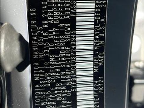 Certified 2025 Toyota Corolla FX image 27