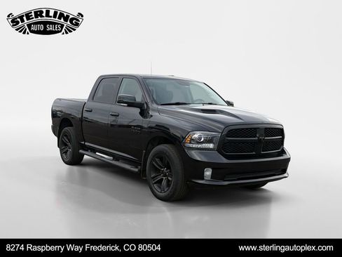 Used 2017 RAM 1500 Sport w/ Black Ram 1500 Sport Group image 7