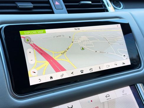 Used 2019 Land Rover Range Rover Sport SVR image 21