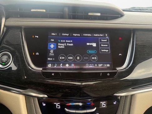 Used 2022 Cadillac XT6 Premium Luxury w/ LPO, Floor Liner Package image 22