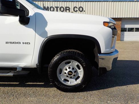 Used 2022 Chevrolet Silverado 2500 W/T w/ WT Convenience Package AWD/4WD image 9