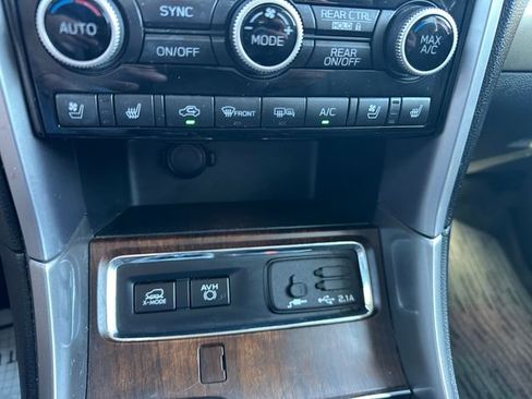 Used 2022 Subaru Ascent Touring w/ Popular Package #2A AWD/4WD image 29