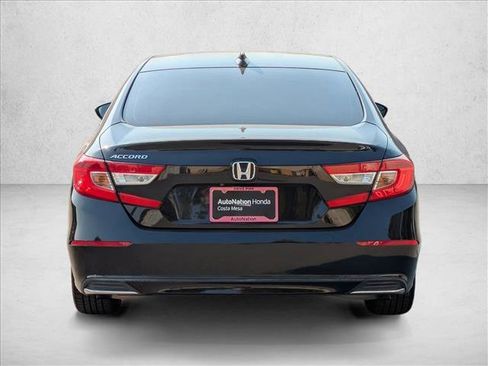 Used 2018 Honda Accord LX image 7