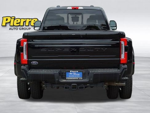 Certified 2025 Ford F450 Platinum w/ FX4 Off-Road Package AWD/4WD image 6