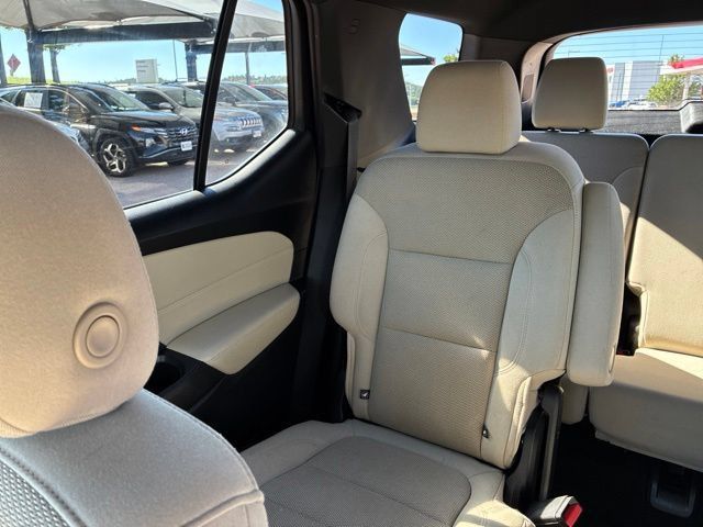 Used 2022 Chevrolet Traverse LT AWD/4WD image 19